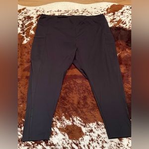 Luxurious 26/28 actiwear leggings